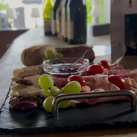 فندق مبيت وإفطار D'hotes Chez Juredieu Monétay-sur-Loire